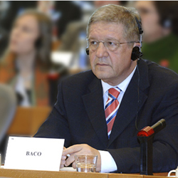 parlament-peter-baco-2